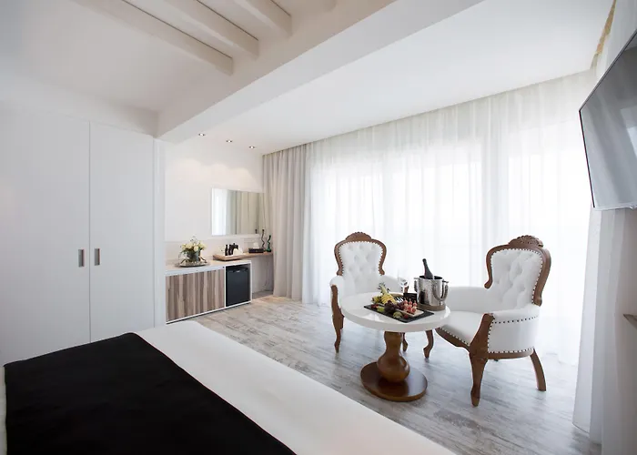 The Ciao Stelio Deluxe Boutique - Adults Only Hotell 4*