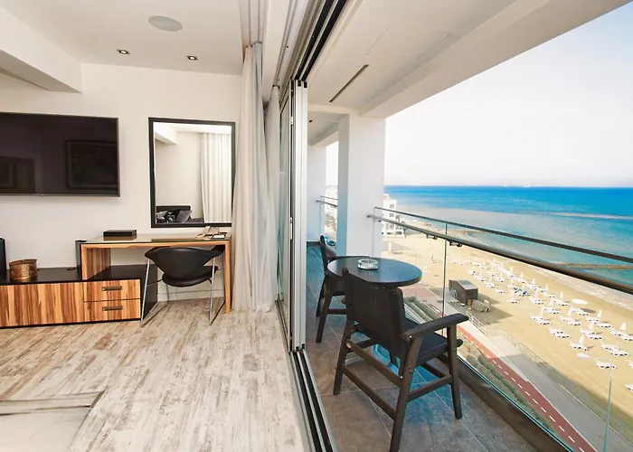 The Ciao Stelio Deluxe Boutique - Adults Only 4* Larnaca